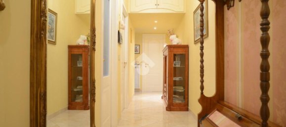 3 Schlafzimmer Wohnung in Tivoli, Italy, Nr. 377934 11