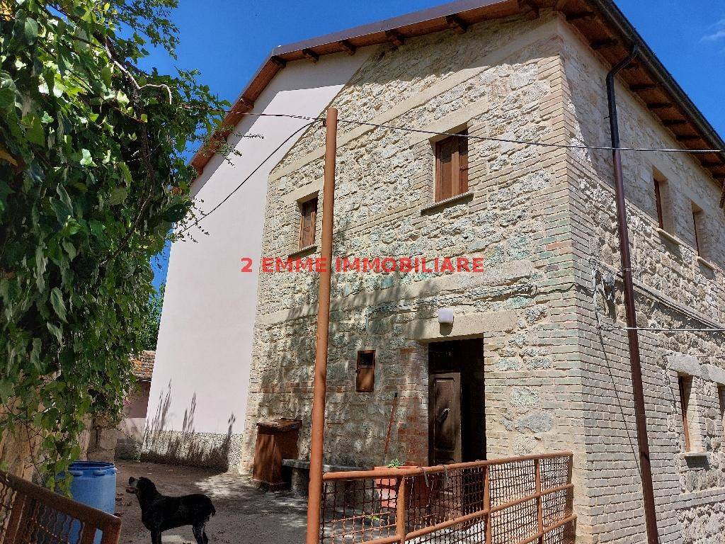 3 bedrooms House in Roccafluvione, Italy No. 113377