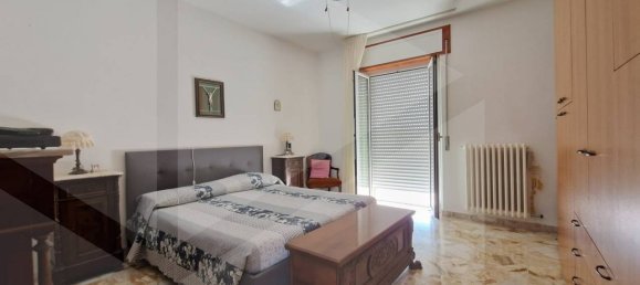 5 rooms Apartment in Vasto, Italy No. 28419 12