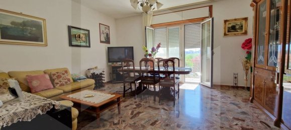 5 rooms Apartment in Vasto, Italy No. 28419 7