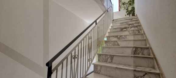 5 rooms Apartment in Vasto, Italy No. 28419 3