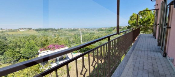 5 rooms Apartment in Vasto, Italy No. 28419 14