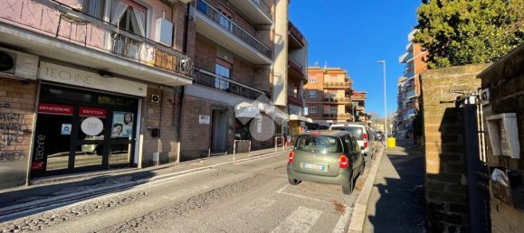 2 rooms Commercial property in Genzano di Roma, Italy No. 172503 13