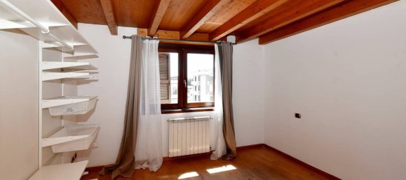 Apartamento T1 em Pregnana Milanese, Italy N.º 320614 20