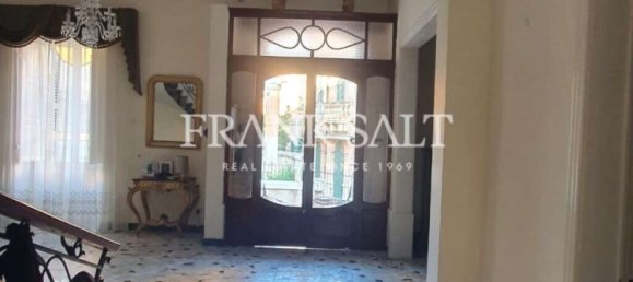 Вилла с 3 спальнями в Та-Шбиш, Мальта № 8647 19