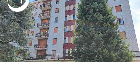 3 rooms Apartment in Trescore Balneario, Italy No. 8158 2