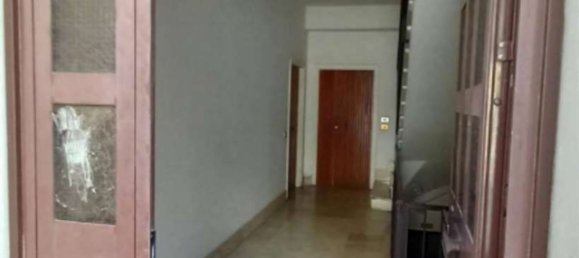 5 rooms Apartment in San Polo dei Cavalieri, Italy No. 112968 3