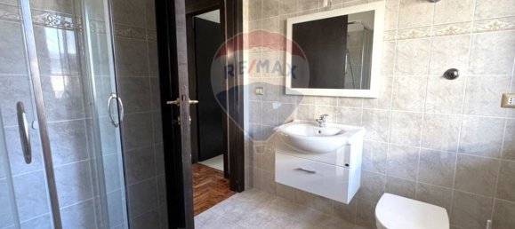 5 bedrooms Apartment in L'Aquila, Italy No. 331391 10