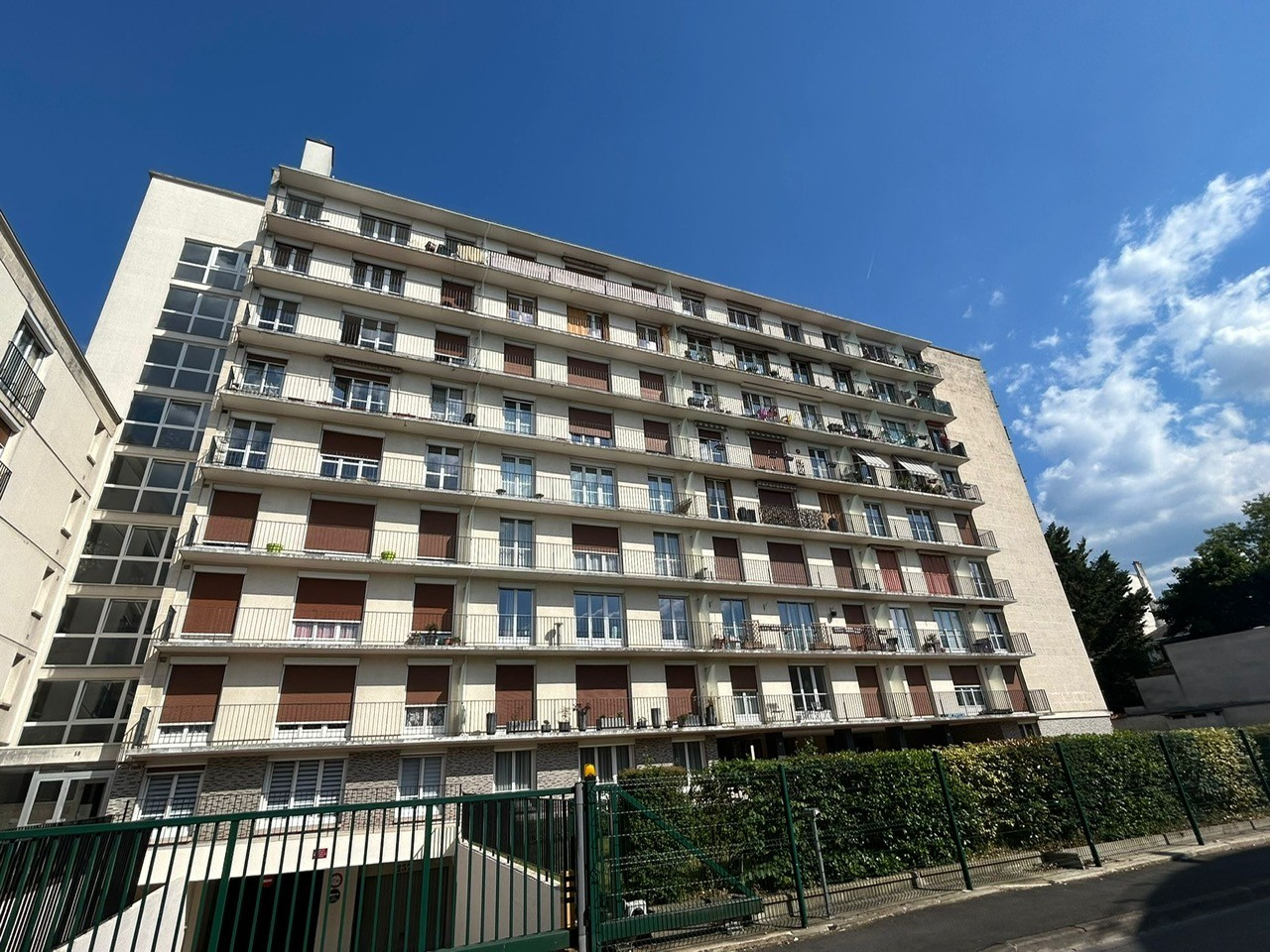 2 bedrooms Apartment in Reims, France No. 305831
