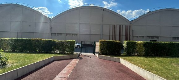 2 bedrooms Apartment in Reims, France No. 305831 3