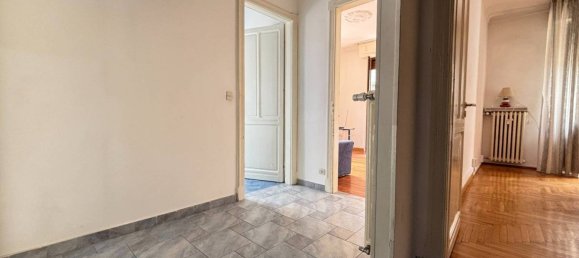 5 rooms Building in Saint Vincent, Italy No. 294106 9