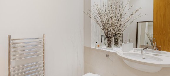 4 bedrooms Apartment in London, United Kingdom No. 13191 8