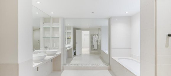 4 bedrooms Apartment in London, United Kingdom No. 13191 17