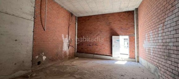 71m² Commercial property in A Coruna, Spain No. 172347 6