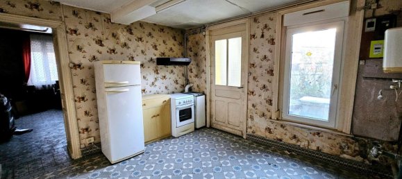 2 bedrooms House in Haspres, France No. 52908 10