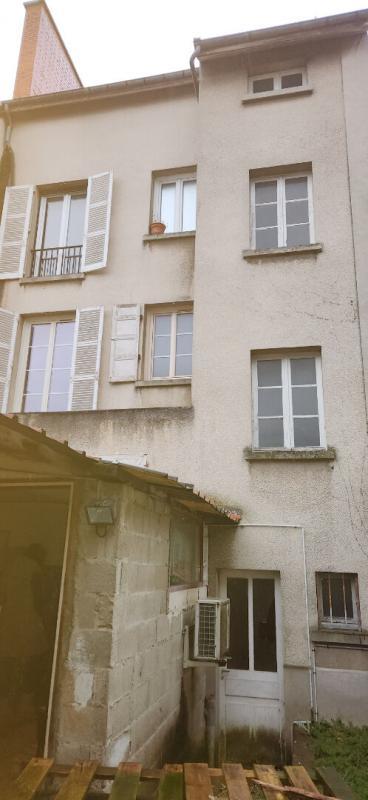 Edificio de 8 habitaciónes en Vitry-le-Francois, France No. 54208