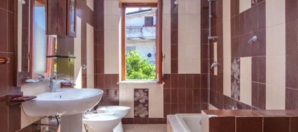 6 bedrooms Villa in Vairano Patenora, Italy No. 325667 9