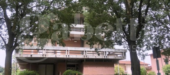 9 bedrooms Villa in Solarolo, Italy No. 342584 12