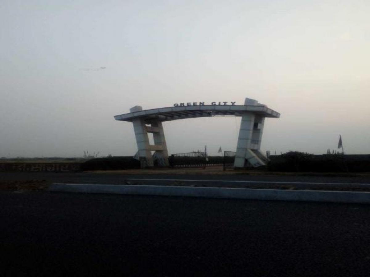 Grundstück in Ghaziabad, India, Nr. 33570