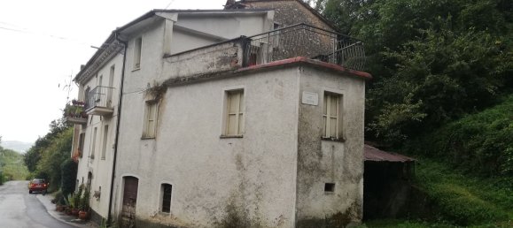 6 rooms House in Rivodutri, Italy No. 255592 9