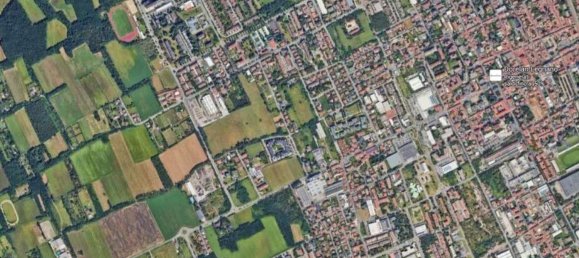 6 rooms Apartment in Legnano, Italy No. 318534 16