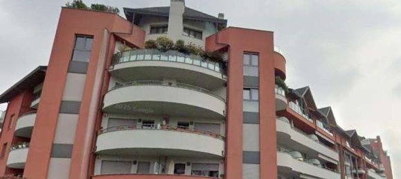 6 rooms Apartment in Legnano, Italy No. 318534 4
