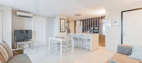 4 rooms Apartment in San Donato Milanese, Italy No. 20305 9