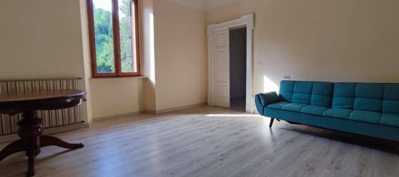 3-salle Appartement à Pescara, Italy No. 31074 4