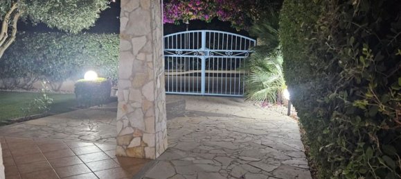 Дом с 3 спальнями в Сардиния, Италия № 344337 4