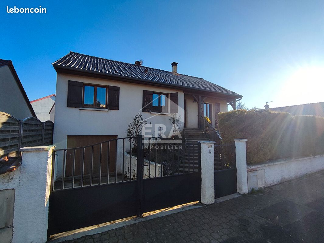 Дом с 3 спальнями в Сен-Дизье, Франция № 320129