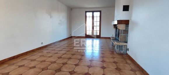 Дом с 3 спальнями в Сен-Дизье, Франция № 320129 6