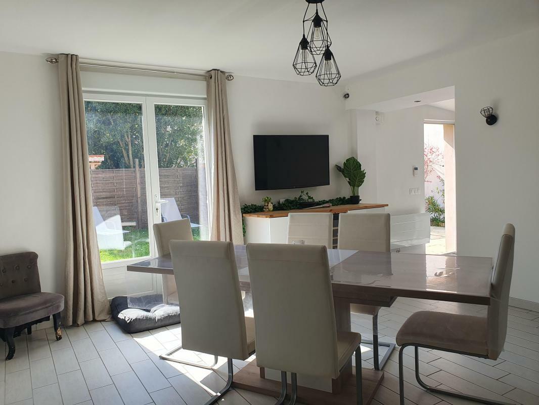 3 Schlafzimmer Haus in Fosses, France, Nr. 348734