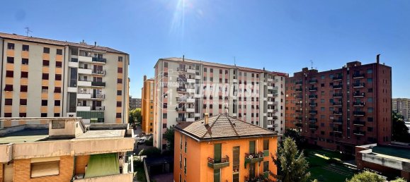 3 rooms Apartment in Milan, Italy No. 299036 22