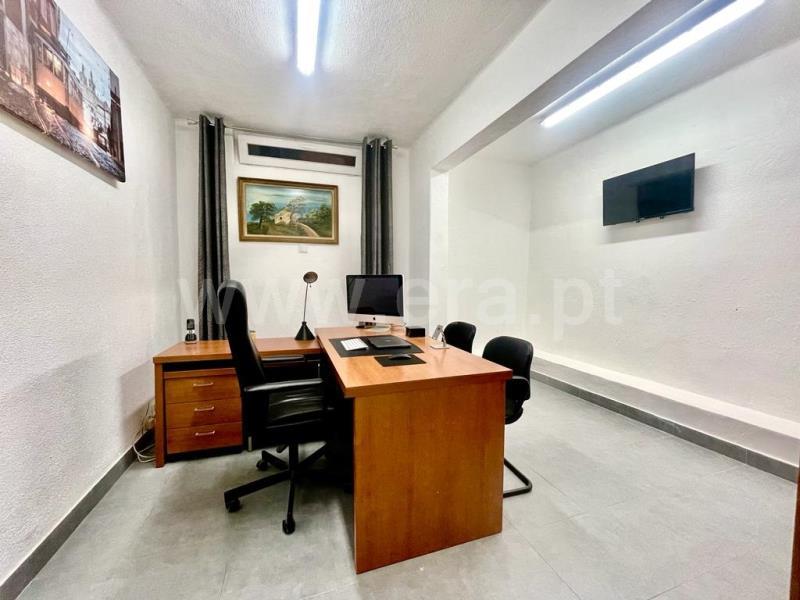 68m² Commercial property in Lisbon, Portugal No. 290437