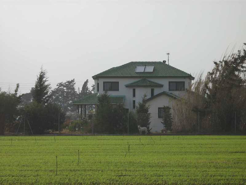 3 bedrooms Villa in Pervolia, Cyprus No. 17677