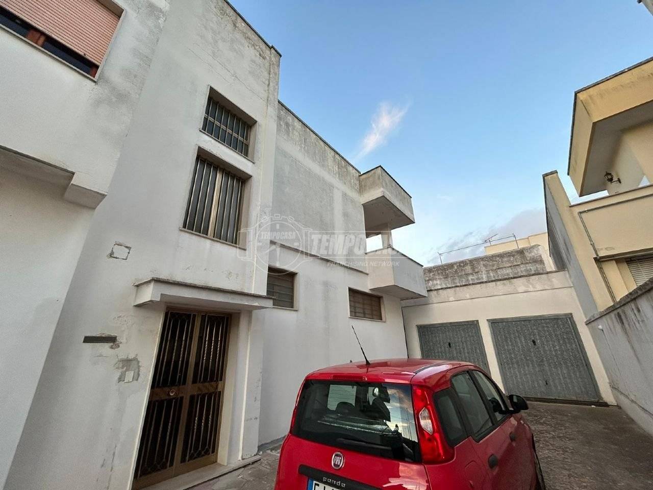 Apartamento T2 em San Donato di Lecce, Italy N.º 31698