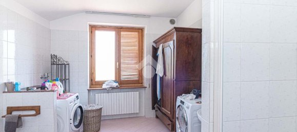 5 rooms Villa in Cirié, Italy No. 62929 10