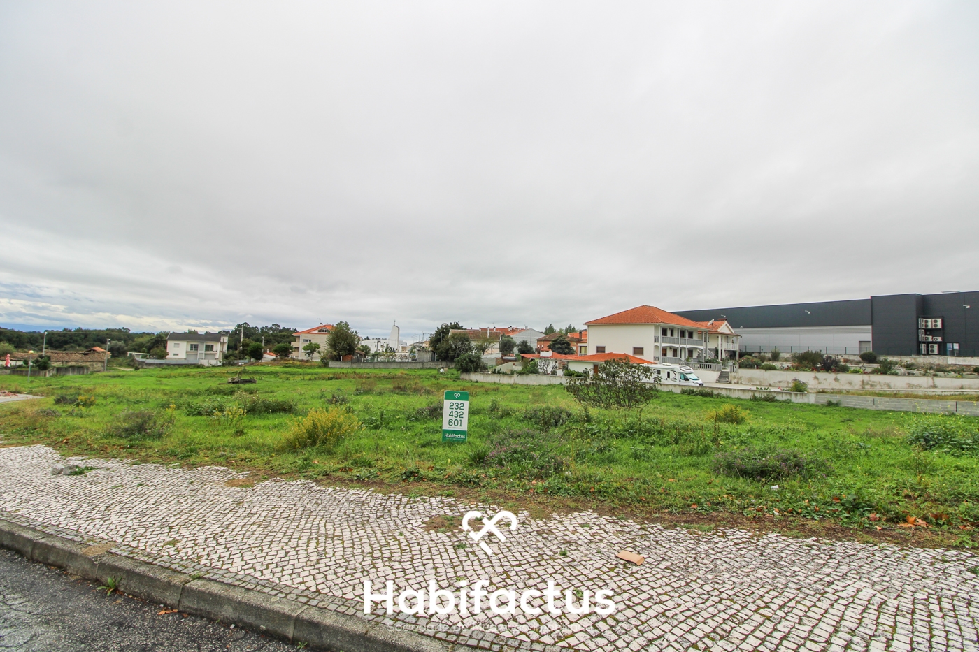  Land in Viseu, Portugal No. 72230