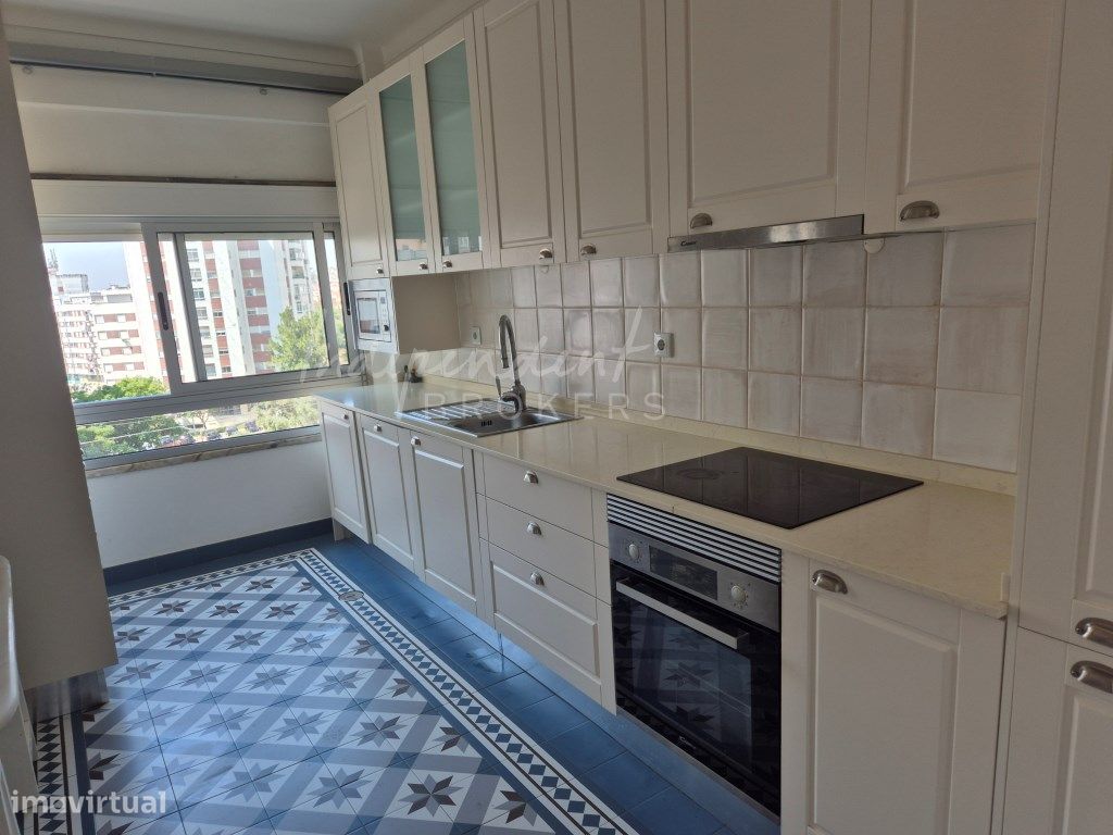 3 bedrooms Apartment in Vila Franca de Xira, Portugal No. 343653