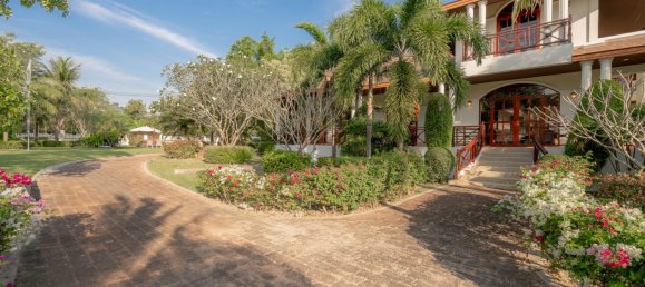 11 bedrooms Cafe / restaurant in Hua Hin, Thailand No. 6273 10