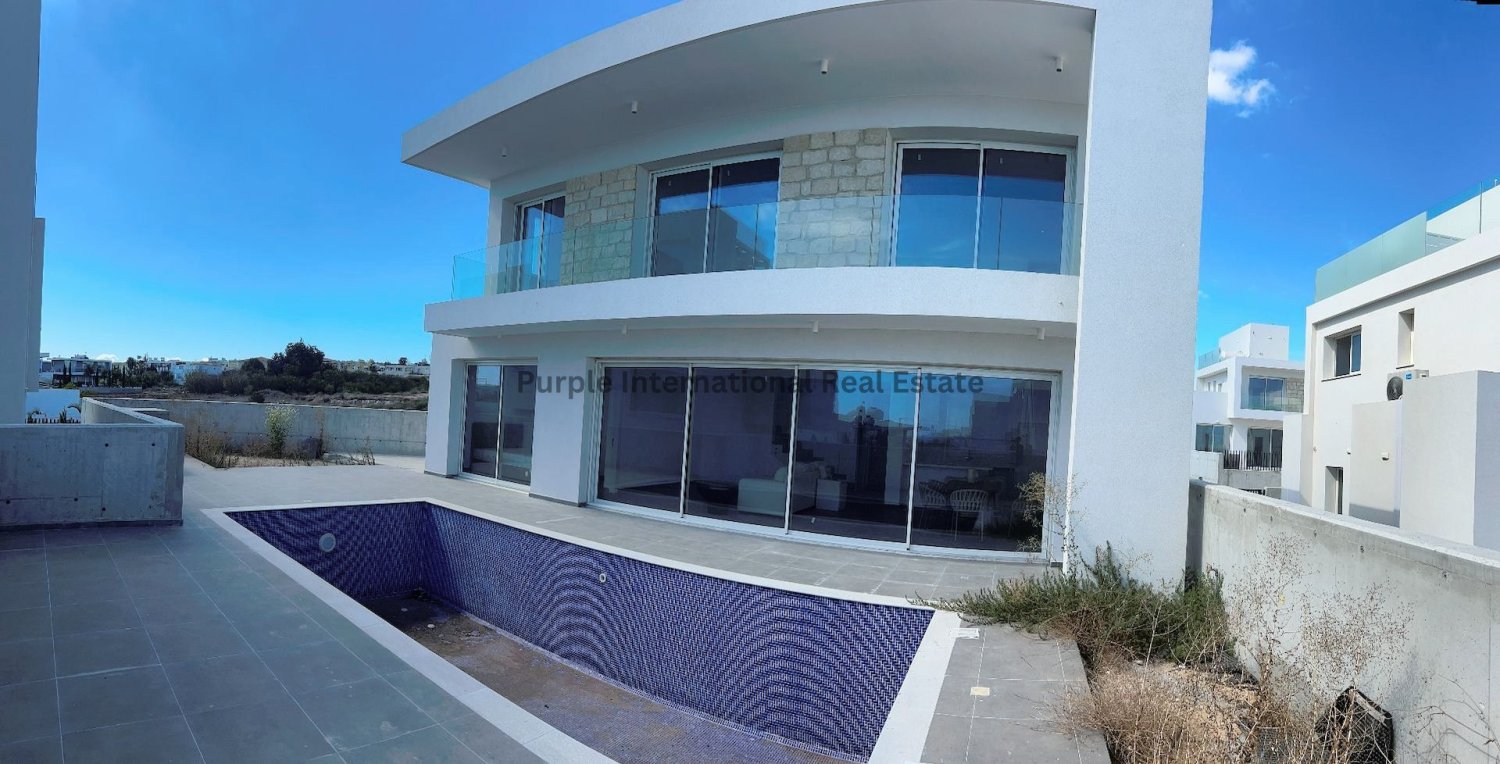 Villa de 4 dormitorios en Protaras, Cyprus No. 22036
