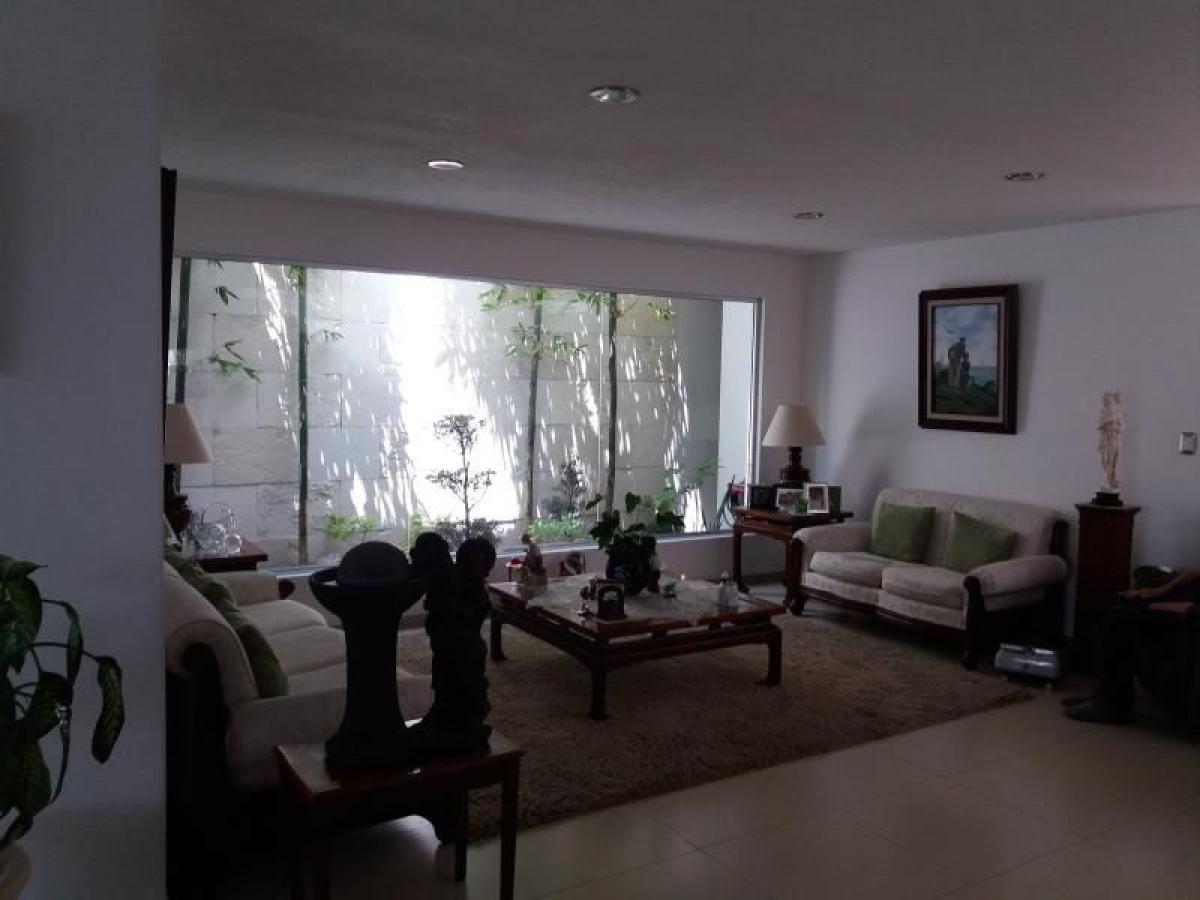 Casa de 3 dormitorios en Querétaro, Mexico No. 156799