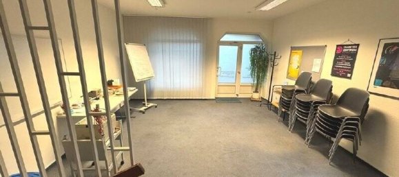 Office in Schleswig-Holstein, Germany No. 33779 7