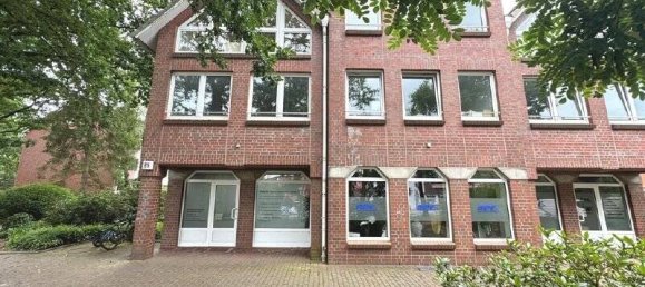 Office in Schleswig-Holstein, Germany No. 33779 2