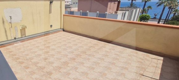 3-salle Appartement à Santa Teresa di Riva, Italy No. 24093 32