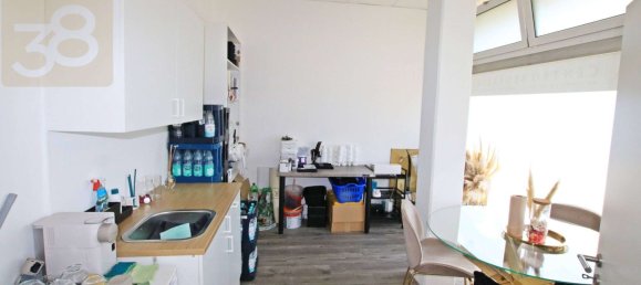 86m² Office in Wolfsburg, Germany No. 32357 7