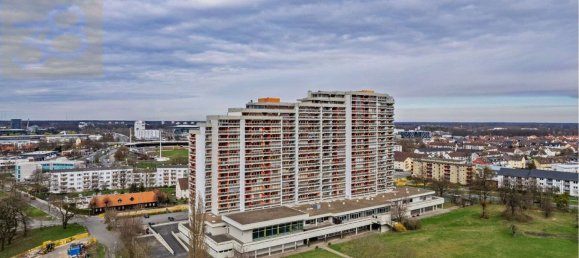 86m² Office in Wolfsburg, Germany No. 32357 12