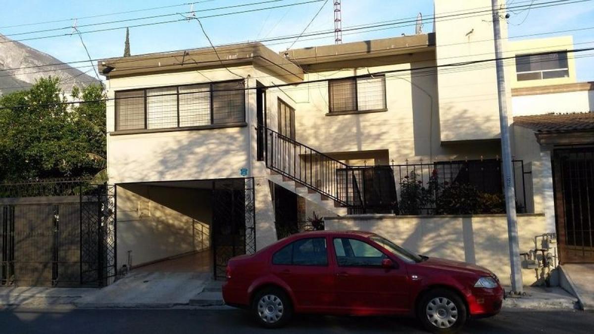 5 bedrooms House in Nuevo Leon, Mexico No. 170602