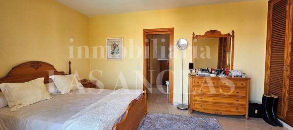 5 bedrooms Villa in Santa Eulalia Del Rio, Spain No. 184852 10