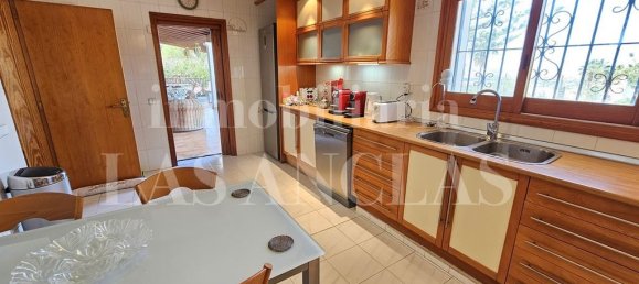 5 bedrooms Villa in Santa Eulalia Del Rio, Spain No. 184852 6